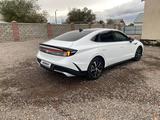Hyundai Sonata 2024 года за 13 500 000 тг. в Балхаш – фото 4
