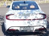 Hyundai Sonata 2021 года за 11 000 000 тг. в Жетысай – фото 4