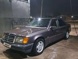 Mercedes-Benz E 230 1992 года за 1 200 000 тг. в Алматы