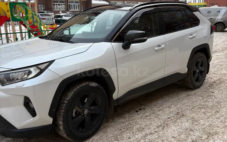 Toyota RAV4 2021 годаүшін15 200 000 тг. в Уральск