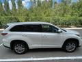 Toyota Highlander 2014 года за 16 000 000 тг. в Астана