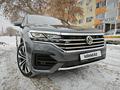 Volkswagen Touareg 2020 года за 26 000 000 тг. в Астана – фото 2