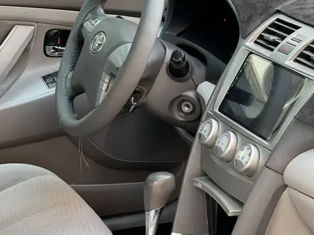 Toyota Camry 2011 года за 5 500 000 тг. в Астана – фото 13