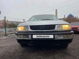 Volkswagen Passat 1995 годаfor1 199 000 тг. в Караганда