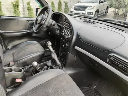 Chevrolet Niva 2015 года за 3 500 000 тг. в Алматы – фото 12