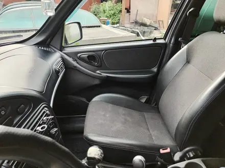 Chevrolet Niva 2015 года за 3 500 000 тг. в Алматы – фото 7