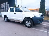 Toyota Hilux 2015 года за 8 900 000 тг. в Алматы