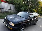 Volkswagen Golf 1994 года за 1 400 000 тг. в Алматы