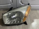 Фара тойота раф4 (левая) toyota rav4 за 25 000 тг. в Павлодар