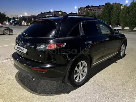 Infiniti FX35 2005 года за 7 500 000 тг. в Актобе – фото 11