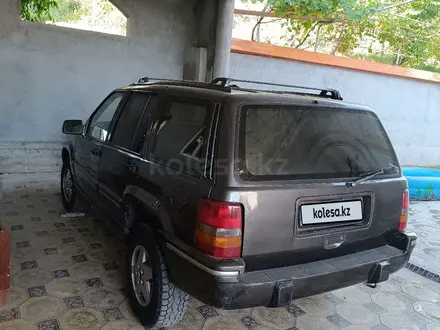 Jeep Grand Cherokee 1993 годаүшін2 700 000 тг. в Шымкент