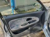 Mitsubishi Carisma 1997 года за 500 000 тг. в Уральск – фото 5