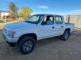 Toyota Hilux 2004 годаүшін4 000 000 тг. в Кульсары – фото 2