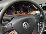 Volkswagen Passat 2007 года за 3 800 000 тг. в Атырау – фото 4