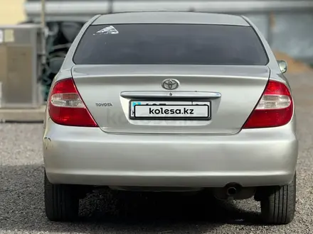 Toyota Camry 2003 года за 3 300 000 тг. в Караганда – фото 2