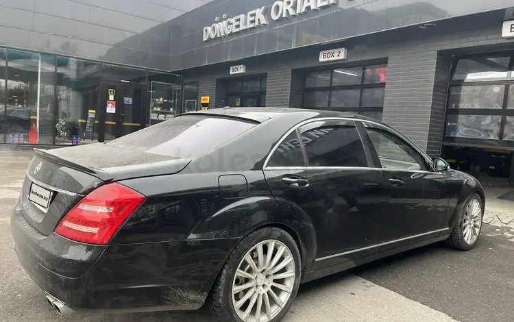 Mercedes-Benz S 550 2007 года за 7 900 000 тг. в Шымкент