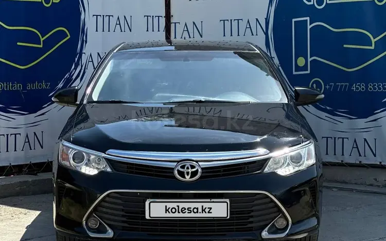 Toyota Camry 2015 года за 8 590 000 тг. в Семей