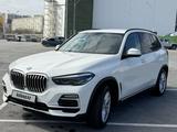 BMW X5 2018 года за 29 000 000 тг. в Актау