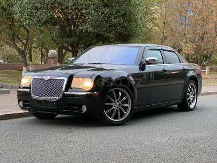 Chrysler 300C 2007 года за 5 200 000 тг. в Астана – фото 6