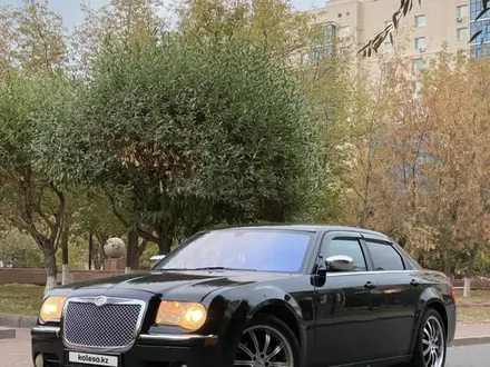 Chrysler 300C 2007 года за 5 200 000 тг. в Астана – фото 7