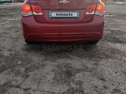 Chevrolet Cruze 2013 года за 5 200 000 тг. в Щучинск – фото 2