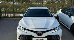 Toyota Camry 2018 годаүшін12 000 000 тг. в Астана – фото 2