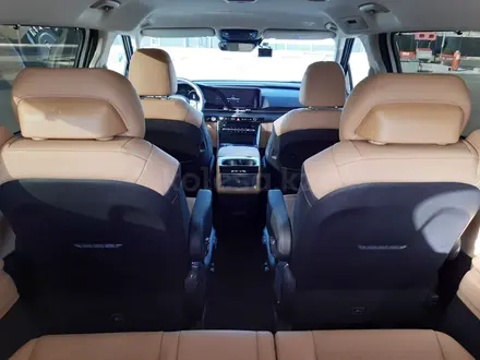 Kia Carnival 2021 года за 24 000 000 тг. в Алматы – фото 13