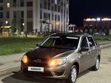 ВАЗ (Lada) Granta 2190 2018 годаүшін3 650 000 тг. в Астана – фото 2