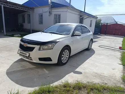 Chevrolet Cruze 2012 года за 2 600 000 тг. в Шу – фото 3