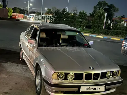 BMW 520 1991 года за 1 650 000 тг. в Туркестан – фото 4