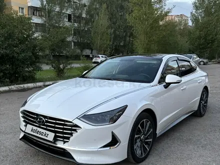 Hyundai Sonata 2022 года за 12 700 000 тг. в Астана