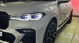 BMW X7 2022 года за 56 000 000 тг. в Астана – фото 2