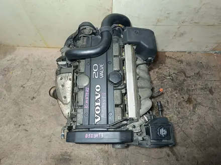Двигатель B5234T Трамблер 2.3 Турбо 5-цил Volvo 850 C70 S60 S70 V70 B5234 за 450 000 тг. в Караганда