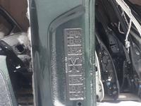 Крышка багажника нижняя TLC100 VX за 111 001 тг. в Караганда