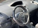 Toyota Yaris 2009 годаүшін3 950 000 тг. в Караганда – фото 4
