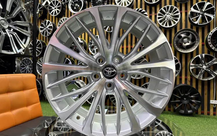 Диски R 18*5*114.3 Toyota Camry цвет серебро в наличии Astana за 238 000 тг. в Астана