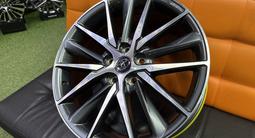 Запаска один Диск R-18*5*114.3 Toyota Camry цвет серебро в наличии Astana за 90 000 тг. в Астана – фото 3