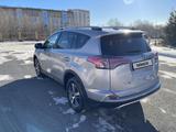 Toyota RAV4 2016 года за 11 400 000 тг. в Караганда – фото 3