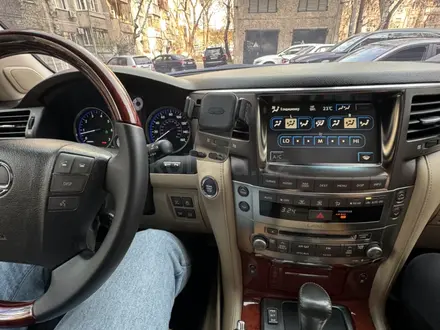Lexus LX 570 2008 года за 20 000 000 тг. в Алматы – фото 15