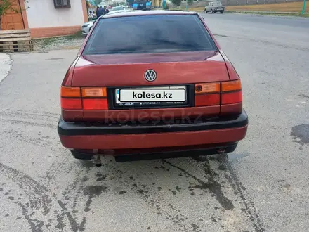 Volkswagen Vento 1994 года за 1 300 000 тг. в Шымкент – фото 2