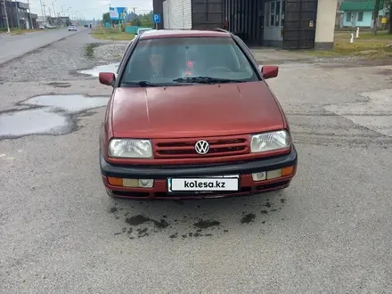 Volkswagen Vento 1994 года за 1 300 000 тг. в Шымкент – фото 4