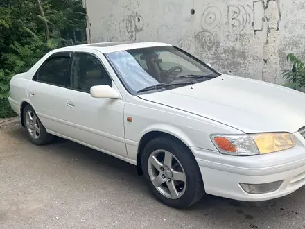 Toyota Camry 1999 года за 3 800 000 тг. в Шымкент – фото 2