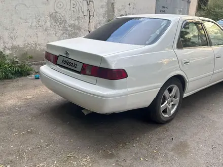 Toyota Camry 1999 года за 3 800 000 тг. в Шымкент – фото 4