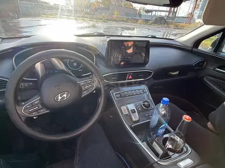 Hyundai Santa Fe 2022 года за 15 000 000 тг. в Петропавловск – фото 7