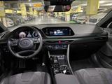 Hyundai Sonata 2021 года за 16 500 000 тг. в Шымкент – фото 4