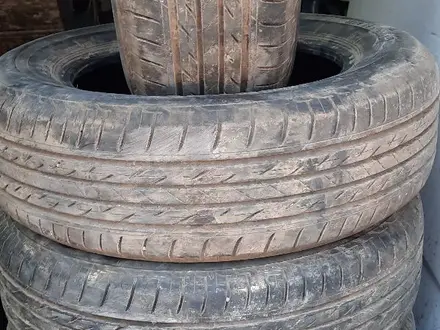 Шины 195/65 R15 Bridgestone за 50 000 тг. в Алматы