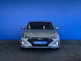 Hyundai Elantra 2019 года за 8 240 000 тг. в Шымкент – фото 2