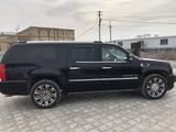 Cadillac Escalade 2011 годаүшін10 500 000 тг. в Атырау – фото 3