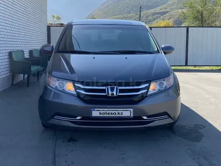 Honda Odyssey 2016 года за 6 000 000 тг. в Уральск – фото 4