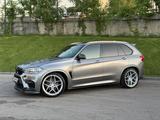 BMW X5 2018 года за 21 500 000 тг. в Алматы – фото 5